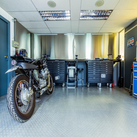 tool storage wall blue